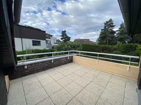 Location Appartement 3 pièces 61m² THONON LES BAINS 74200 - Photo 5