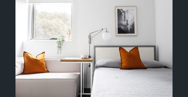 All-inclusive | Fully Furnished | Flexible Leases - Photo 1