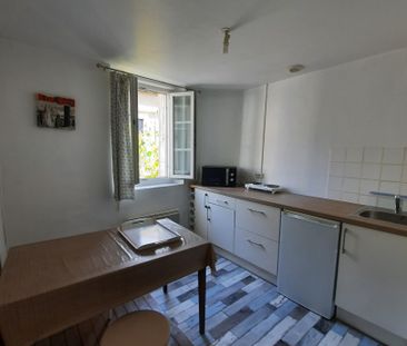 LAVAL, Appartement T1 de 28m² - Photo 1