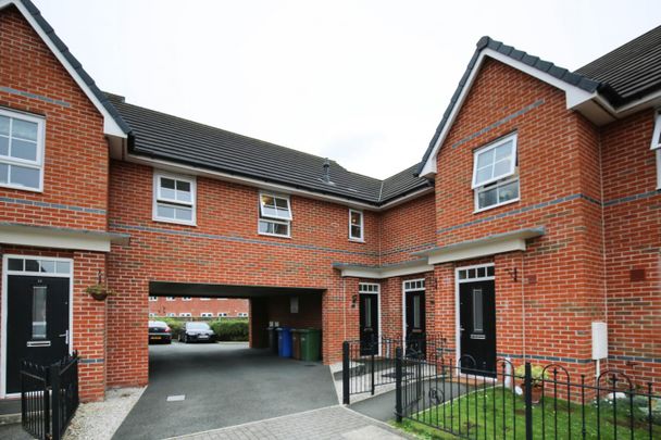 Carpenters Close, Buckshaw Village, Chorley, PR7 7FB - Photo 1