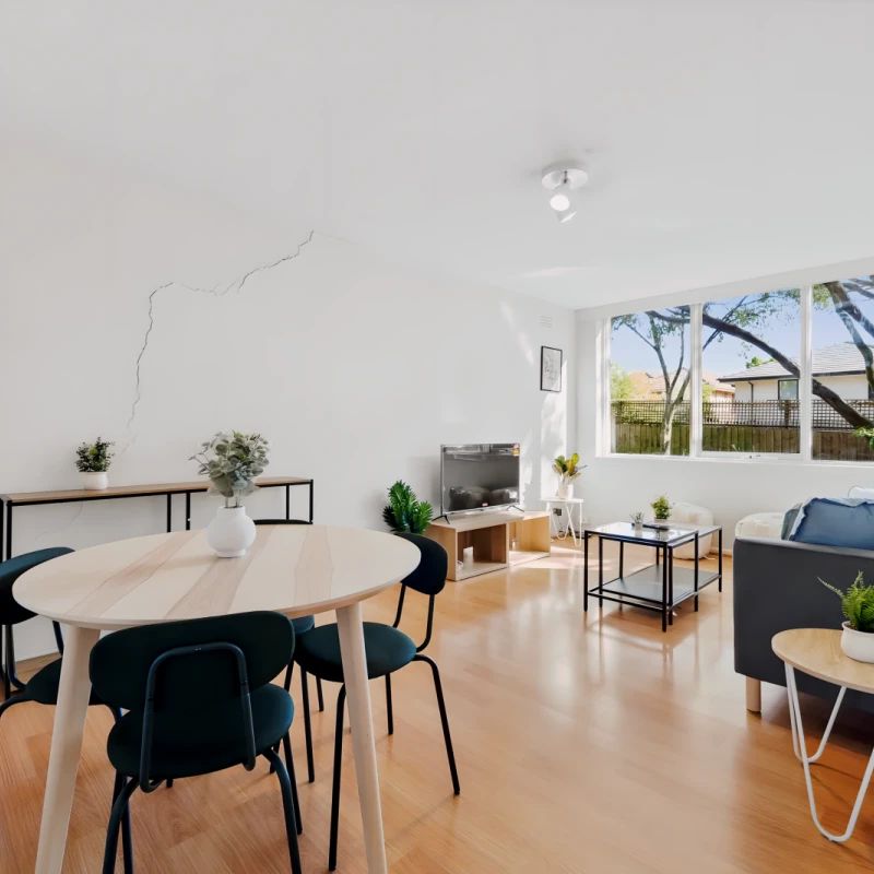 Room 1 (Private) - Photo 1