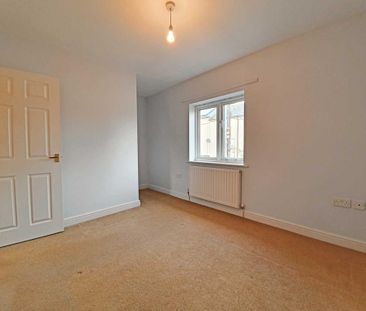 2 bedroom end of terrace house to rent - Photo 4