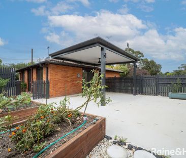 5 Grieve Place, Kambah, ACT 2902 - Photo 1