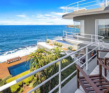 Spectacular Oceanfront Residence| Furnished possible - Photo 2