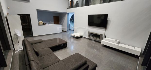 Casă de închiriat în Otopeni – zona I.G. Duca | 4 dormi - Fotografie 1