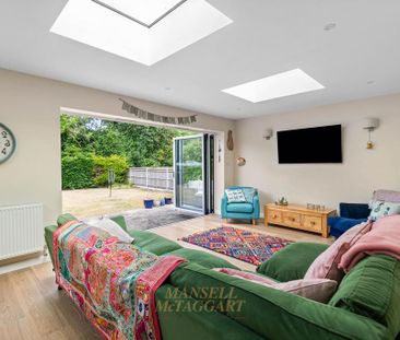 4 bedroom detached house to rent - Photo 3