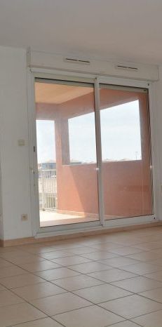 T3 AVEC PARKING - Photo 1