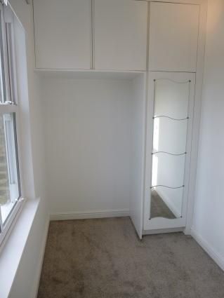 3 bedroom flat to rent - Photo 4