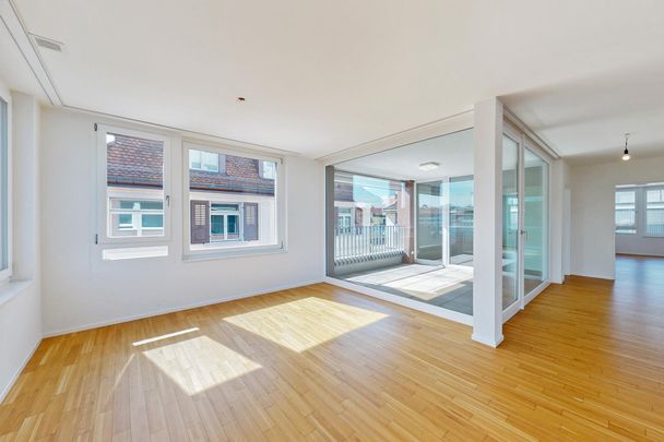 Moderne Wohnung an zentraler Lage - Photo 1