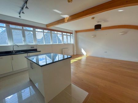 2 bedroom apartment to rent - Photo 2