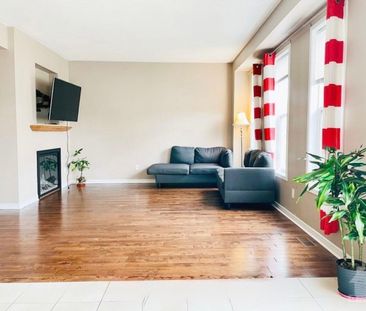 For Lease - 439 Cavesson Street, Kanata, Ontario - Photo 2