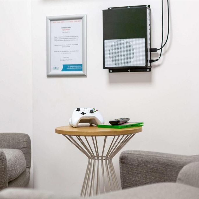 1 bedroom in a flat share to rent - Photo 1