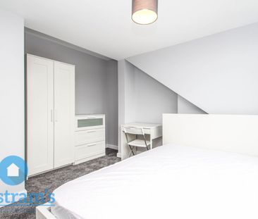 4 bed Town House for Rent - Photo 6