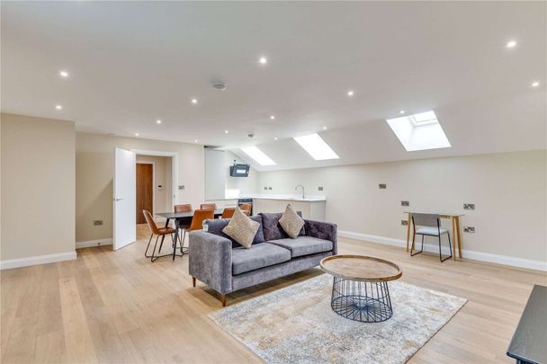 Spacious 2 bedroom first floor apartment in small new build development with parking - Photo 1