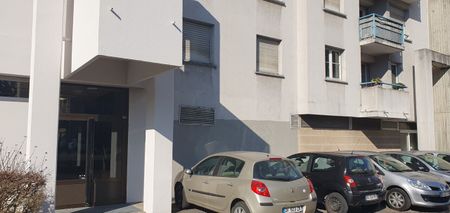 Location Appartement 1 pièce 23m² GRENOBLE 38100 - Photo 5