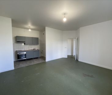 Location Appartement 2 pièces 51m² - Photo 5