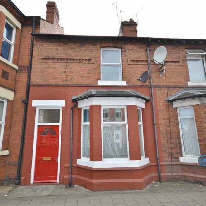 1 bedroom in a house share to rent - Photo 1