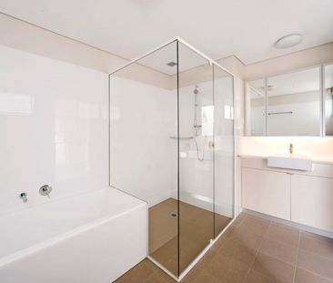 Huge One Bedroom Apartment Close to Chatswood Metro - Photo 4