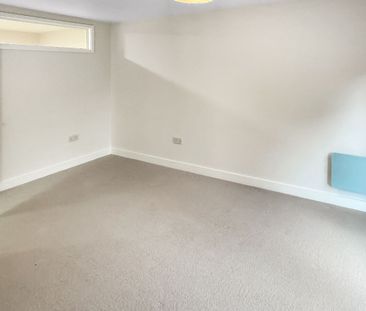 Sparrows Croft Road, Rendlesham, Woodbridge - Photo 5