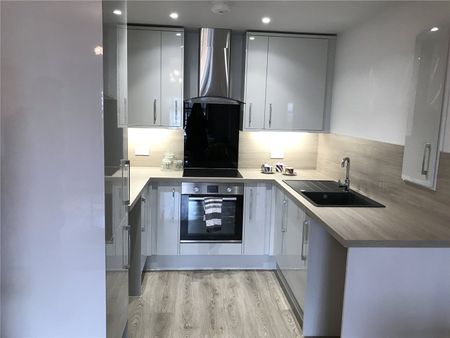 2 bedroom apartment to rent - Photo 3