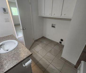 Immeuble - 1555 Rue Dorval Appartement 3 ½ à Louer – Sherbrooke - Photo 1