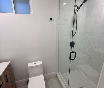 For Lease - 39 Lonborough Avenue Unit# Lower Level w/Walk-out, Toro... - Photo 6