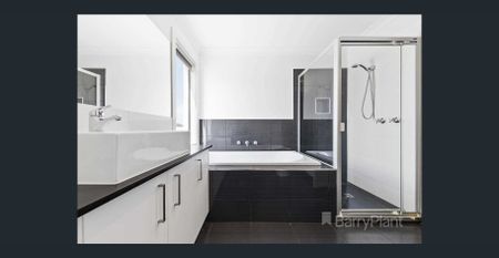 Modern Townhouse! - Photo 4