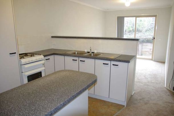 11/167 Knoke Avenue, Gordon ACT 2906 - Townhouse For Rent | Domain - Photo 1