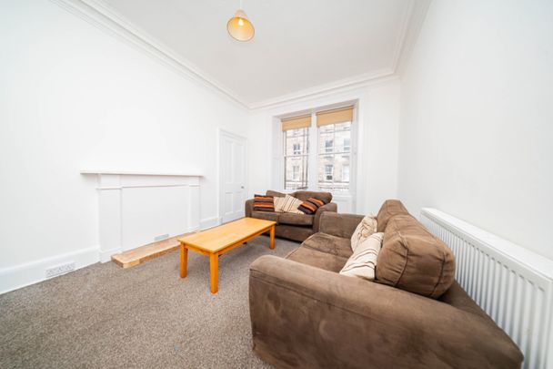 3 bedroom apartment to rent - Photo 1