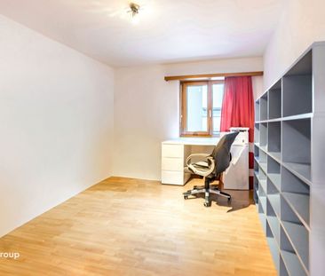 3.5 Zimmer, 94 m², 2. Stock - Photo 3