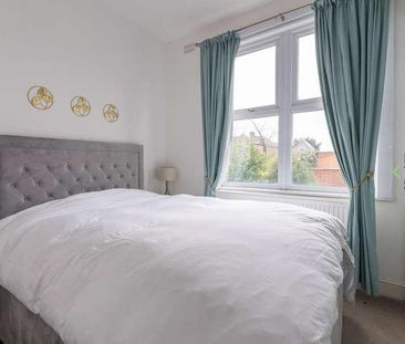 Beaconsfield Road, New Southgate, London, N11 - Photo 2