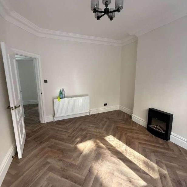 Flat, Gosfield Street, London, W1W - Photo 1