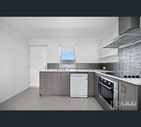 1/2 Royston Link, Butler, WA 6036 - Photo 3