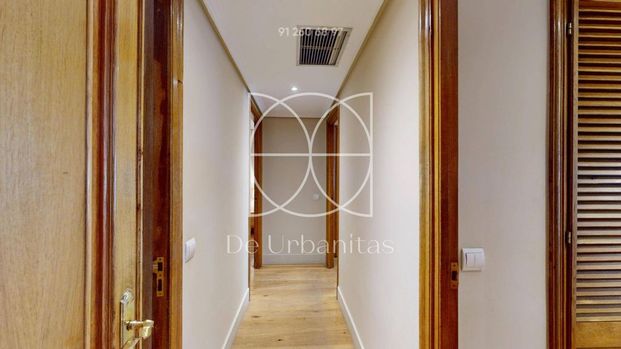 4 room luxury Flat for rent in Madrid, Spain - Photo 1