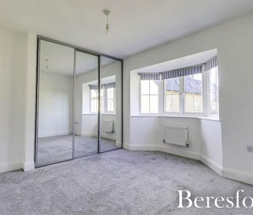 3 bedroom end of terrace house to rent - Photo 3