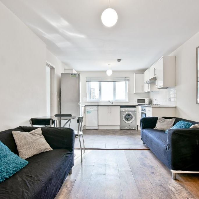 3 bedroom apartment to rent - Photo 1