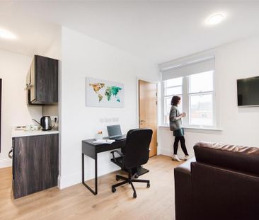 Studio to rent - Photo 1