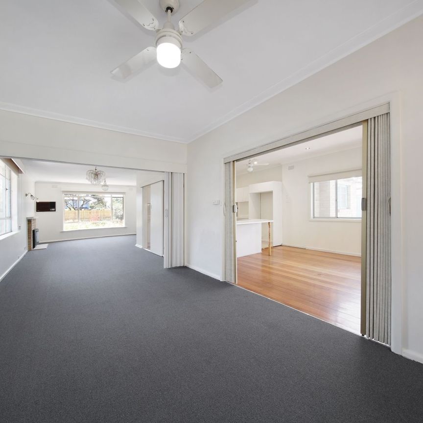 1208 North Road Oakleigh South VIC - Photo 1