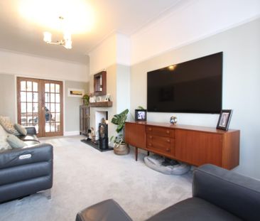 High Storrs Drive, Sheffield, S11 - Photo 1