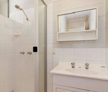 Unit 4, 16 Primrose St, North Ward - Photo 6