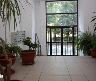 Rond Alba Iulia, 2 camere renovat, nemobilat și neutilat - Photo 3