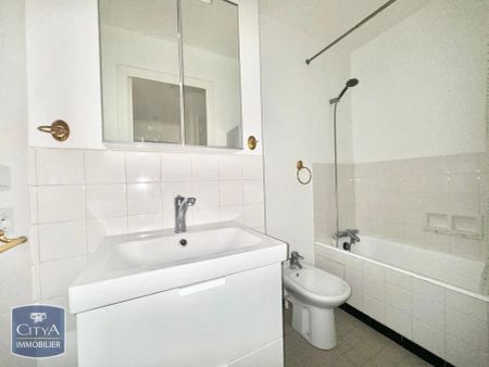 Appartement à louer 4 pièces 83.66m² - Photo 5