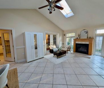 For Lease - 515 Louis Drive, Mississauga, Ontario - Photo 5