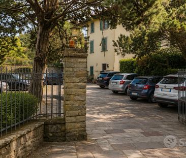 Stanza per uso transitorio in collina. Parcheggio - Photo 3