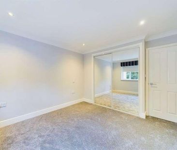 Brooklands Lane, Weybridge, Surrey, KT13 - Photo 3