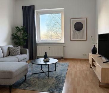 2-Raum • ruhige Lage • Chemnitz • mit Balkon • viel Grün • Laminat ... - Foto 1