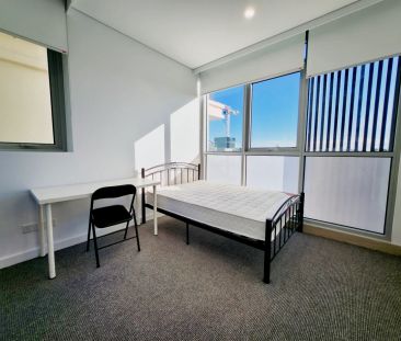 2 bed 2 bath-605 - Photo 4