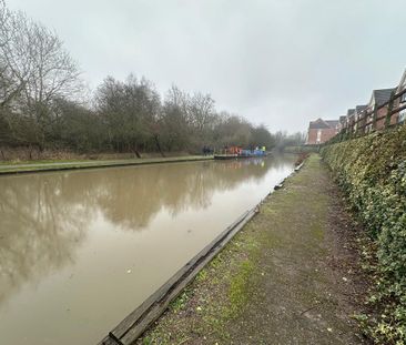 2 bedroom apartment to rent - Photo 3