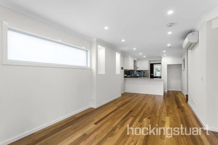 Unit 1/5 Henry Street, Box Hill. - Photo 2