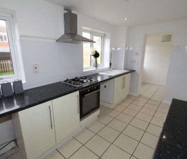 2 bedroom semi-detached house to rent - Photo 1